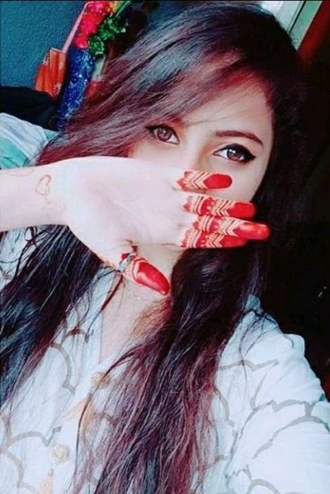 My name is sajda Haq nawaz and I reduce translation and I know very little and All language change expert.🥀🥀