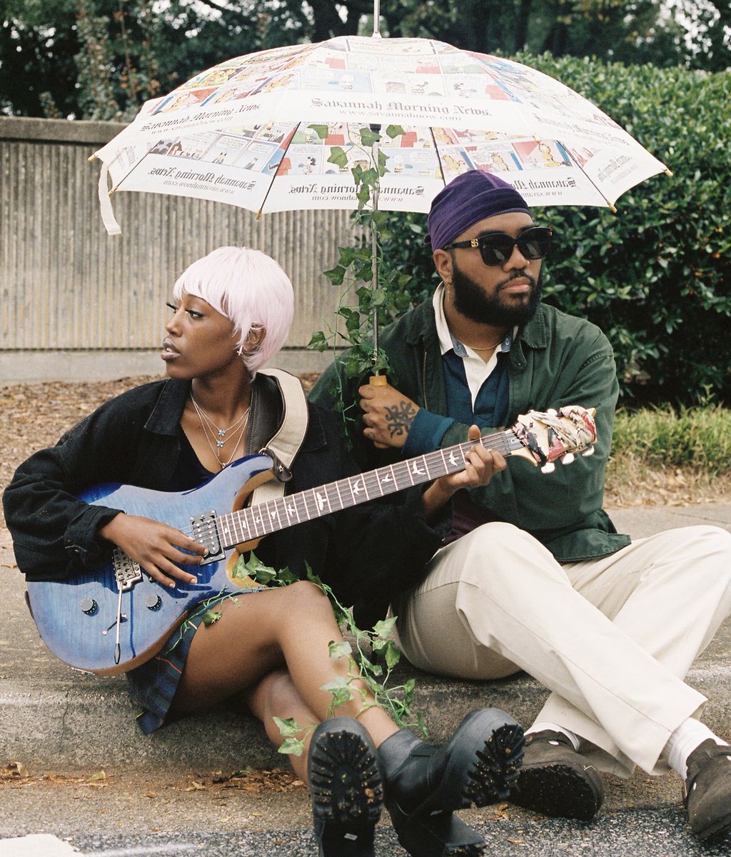 shainowell's tweet photo. RIOT OF THE KELLY GREEN LOVE

New album w @TheDivineDevine 

Pre Save: https://t.co/W3NYhnNeEM https://t.co/e0kbPa3OO9