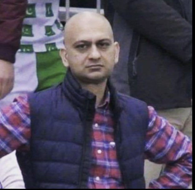 His team won and he’s turned his frown upside down. #INDvPAK #T20WorldCup #T20WorldCup2021 #Cricket (📸: <a href="/msarimakhtar/">Sarim Akhtar</a>)