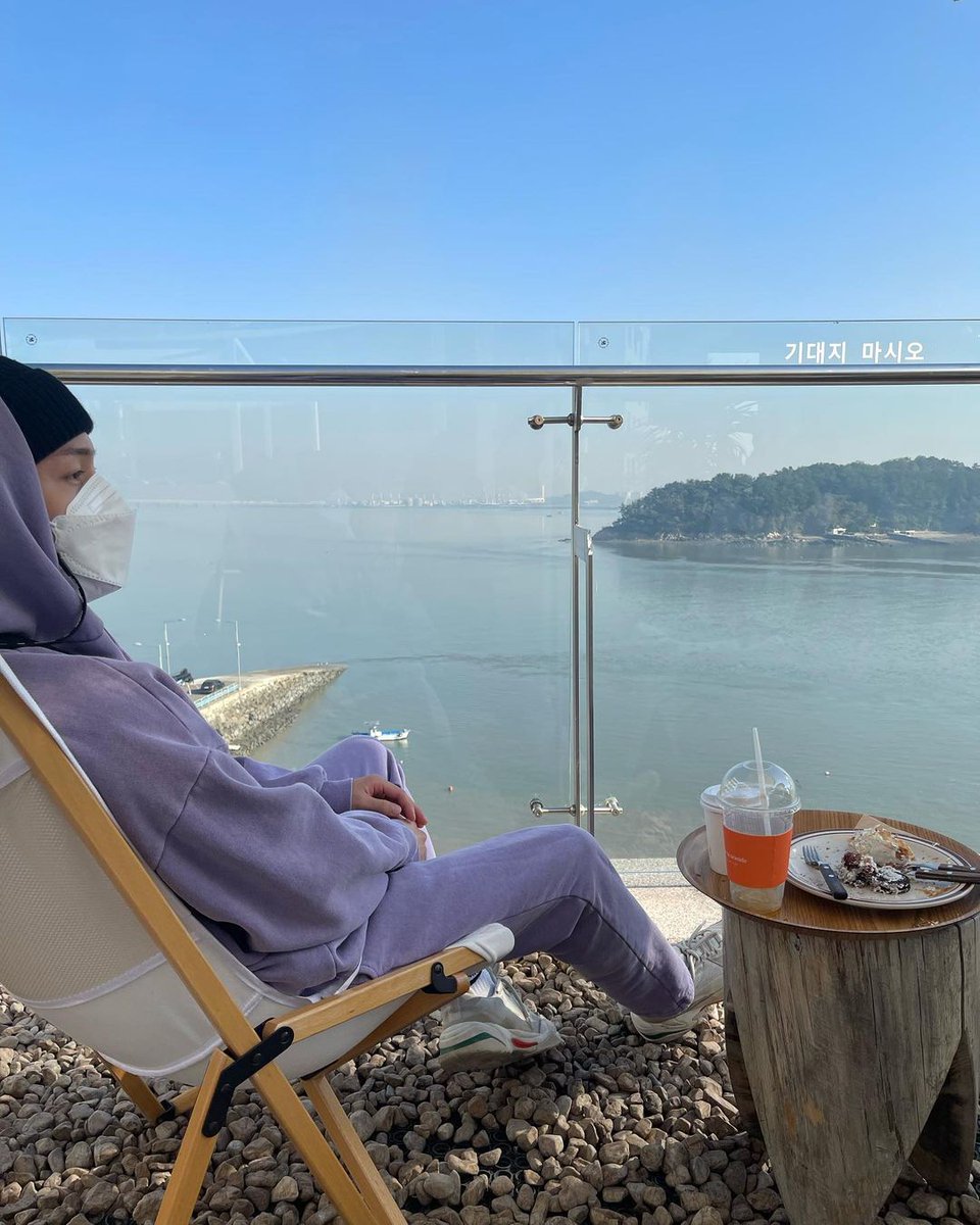 FVB___'s tweet photo. #김국헌 인스타

https://t.co/JS7EphrZKU https://t.co/2k5THlWIYR