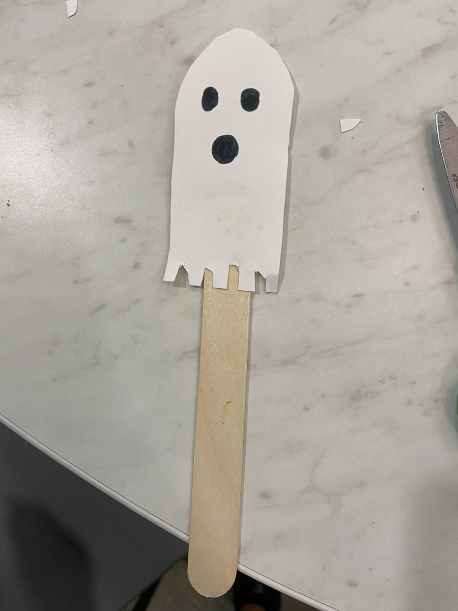 PineCrestAux's tweet photo. #PCExtendedDay Ss made their own #PCReading Boookmarks https://t.co/Y7w3D6D2fd