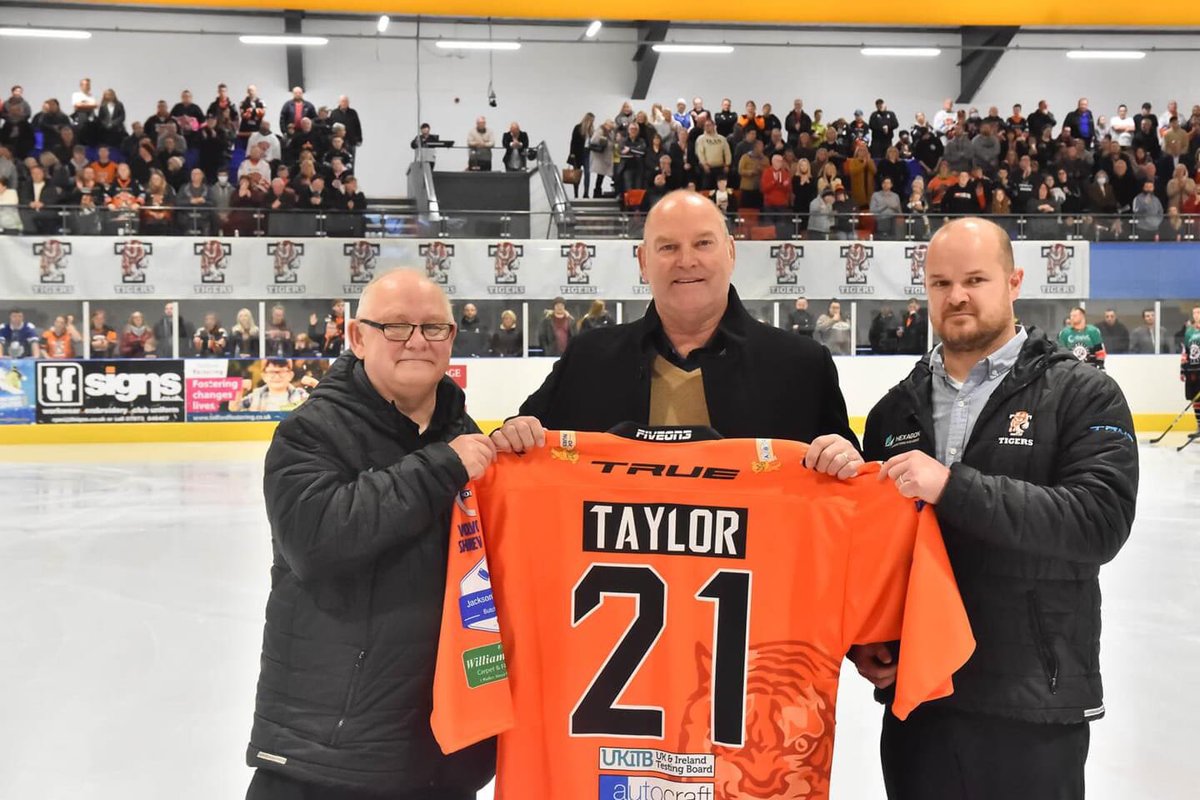 What a great night, nights like tonight Make all The work worth while.Delighted to finally welcome <a href="/chucktaylor1961/">chuck taylor AMP</a> &amp; his family this evening, see so many of his former teammates &amp; friends.  
Congratulations Chuck well deserved,now let’s sort some golf!