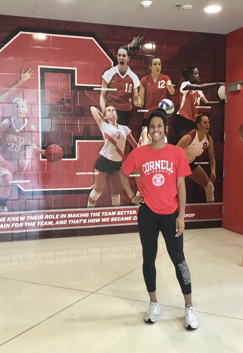 EmmaPatmon's tweet photo. Had a great time on my official visit at Cornell, beautiful city and campus!!😍 So amazing to meet the team and coaches in person! Taking the recruiting process step by step! https://t.co/hnplclfLGh