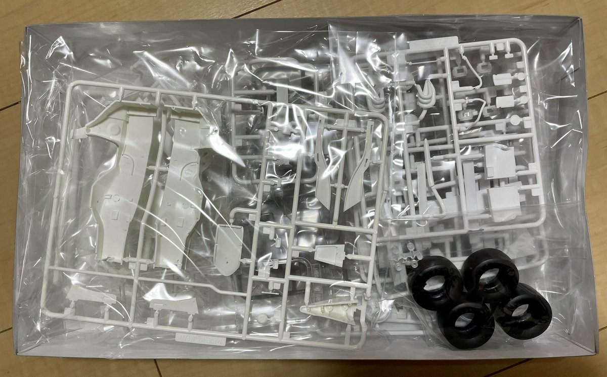 gj16dcm's tweet image. そしてこの土日で、ヨドバシ行って積みプラが増えた
Exクリアーが買えただけで良しとすべきだったかも
#積みプラ #F11994 #フジミ #FW16 #ガイアノーツ #Ex03 #Exクリアー