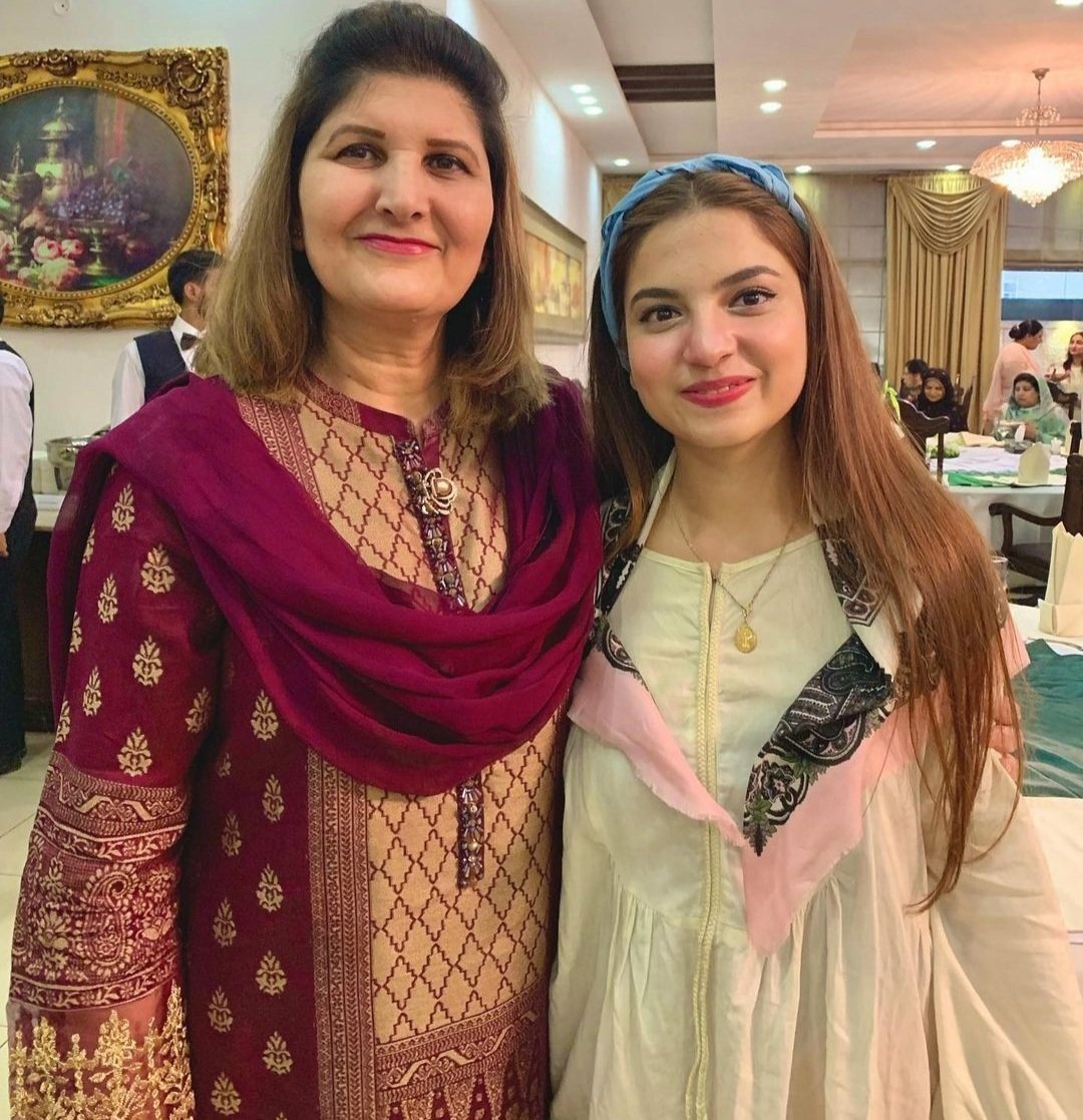 Laughing Tweets 🇵🇰 tweet media
