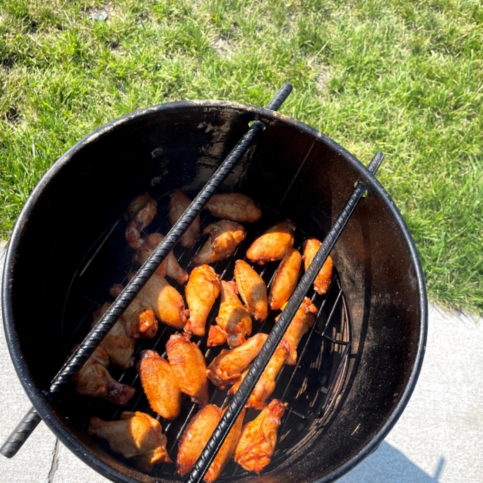 campsitecooks's tweet photo. Like I mentioned earlier, we’ve cooked pizza, wings, and deserts in our PBJ before. https://t.co/02Szf8RCgF #smoker #portability #pitbarrel #grill #portablesmoker https://t.co/6oNnJOV2gU