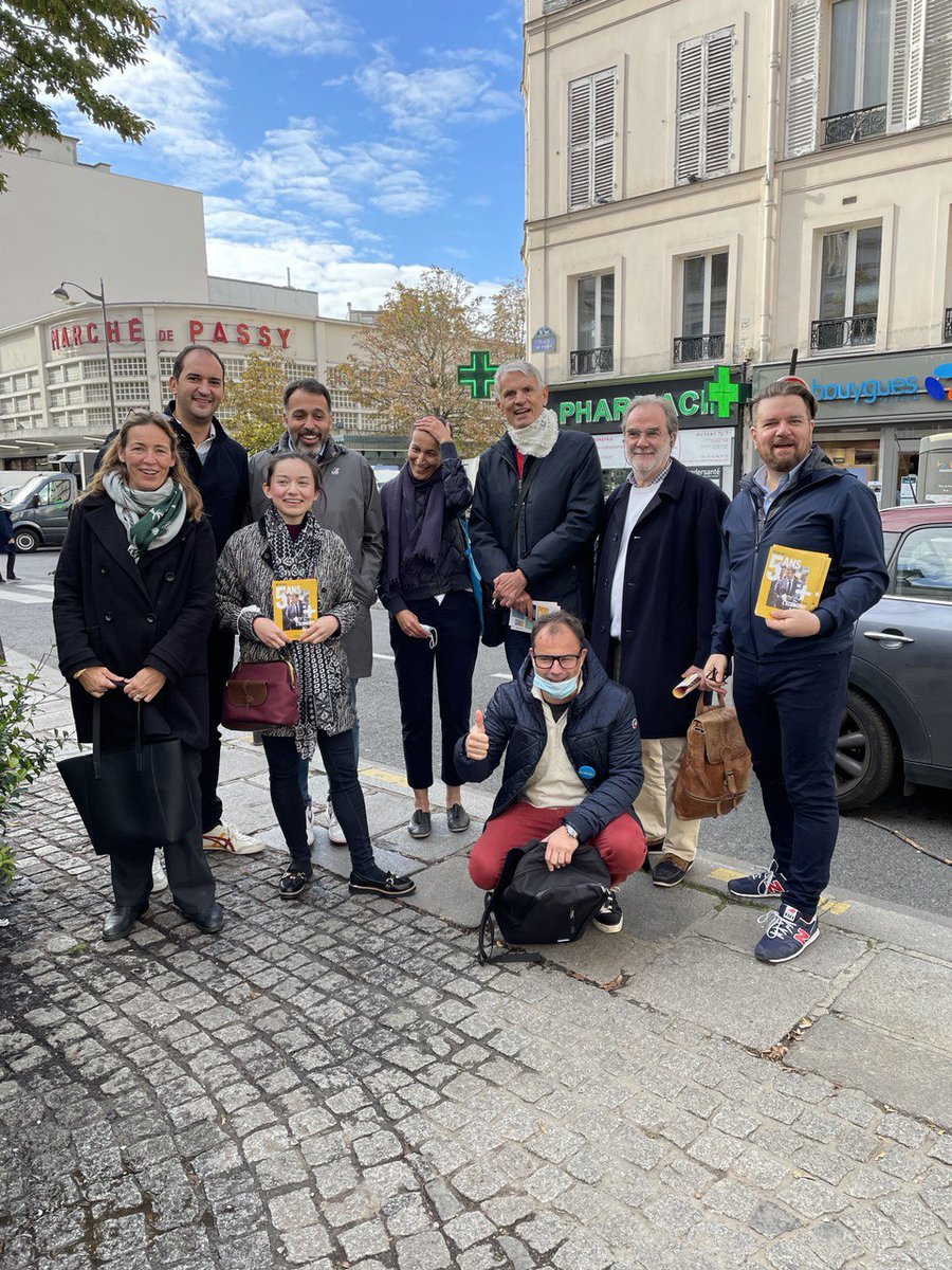 RenaissanceXVI's tweet photo. A #Passy et #porteSaintcloud la majorité présidentielle A #Passy et #porteSaintcloud la majorité présidentielle à  l'écoute des habitants du 16e https://t.co/N8IZ6BlAyx