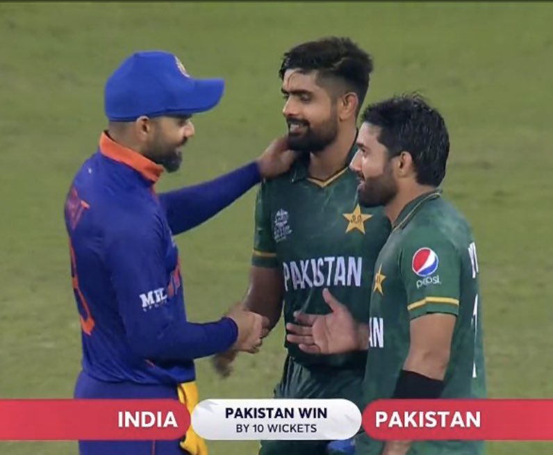 AbsarAlamHaider's tweet photo. Well done and thank you ⁦@imVkohli⁩ at your great sportsman spirit 👍. You are setting good examples for juniors to follow. https://t.co/ZQq0pGqMNp