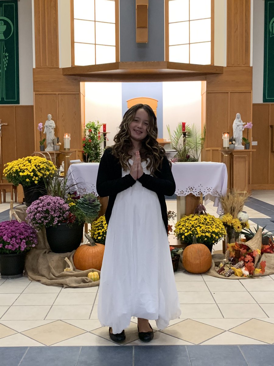 stjosephguelph's tweet photo. Our families and staff celebrated First Communion with Father Bergsma. An important part of our faith journey. Congratulations! #WeBelong #ConnectedToGod https://t.co/GWHwzyChPM