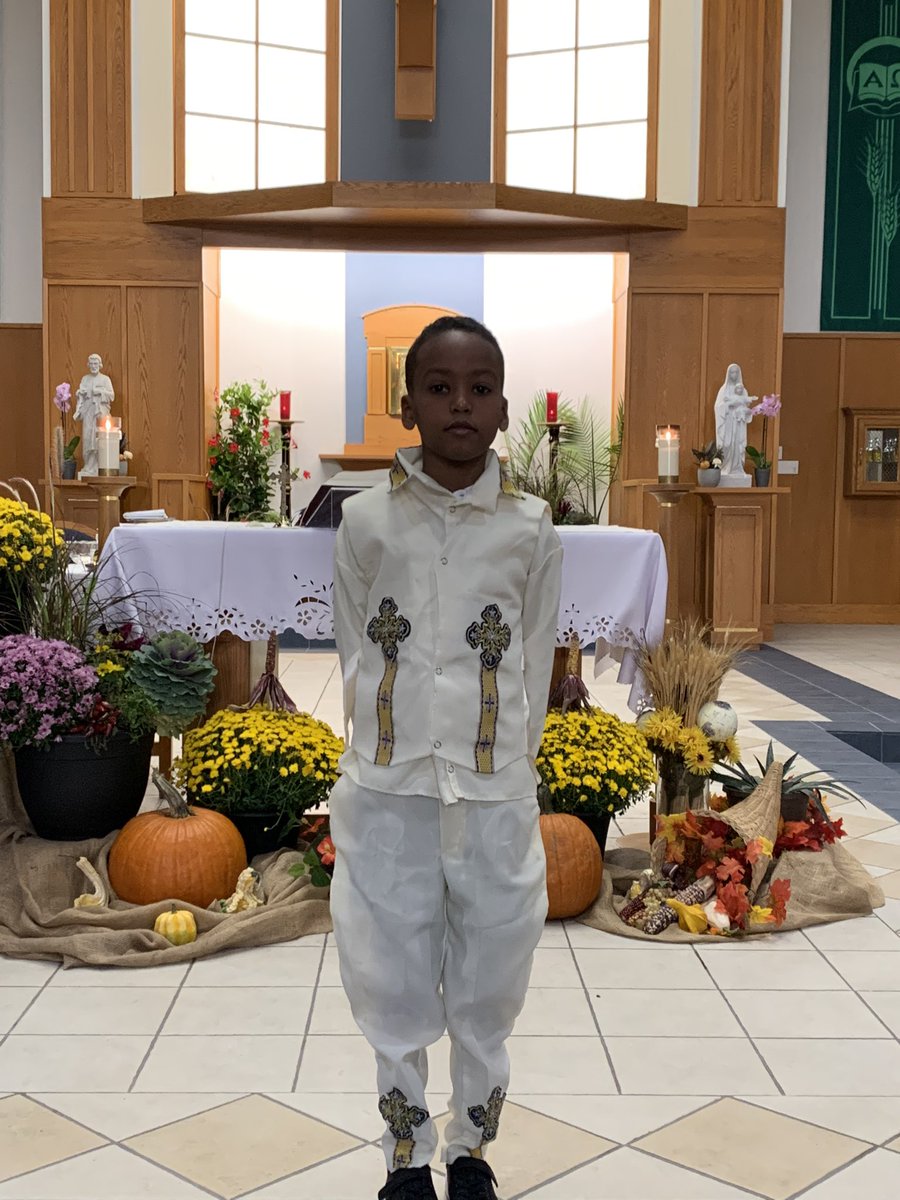 stjosephguelph's tweet photo. Our families and staff celebrated First Communion with Father Bergsma. An important part of our faith journey. Congratulations! #WeBelong #ConnectedToGod https://t.co/GWHwzyChPM