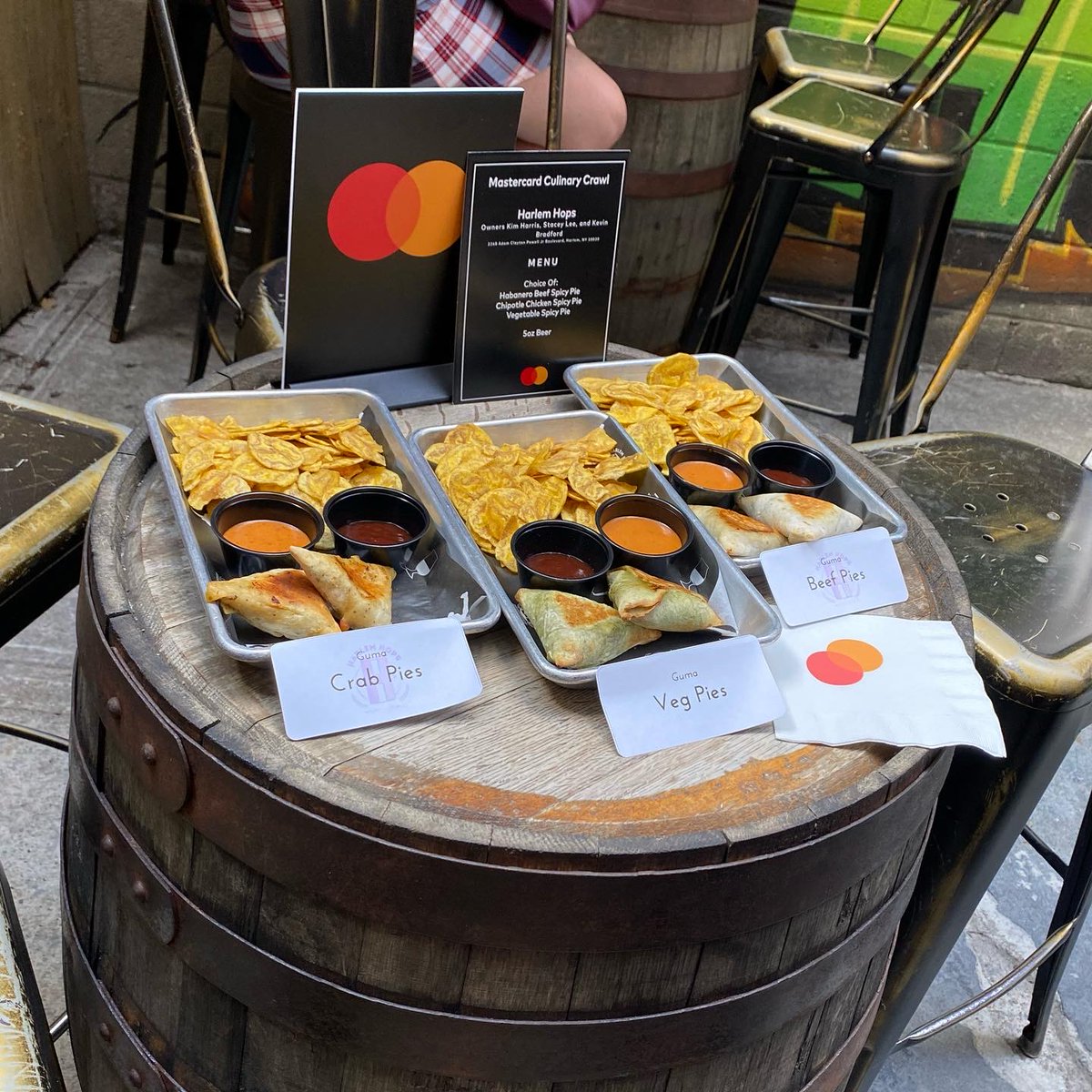 ChefJJ's tweet photo. Spent a beautiful day in the neighborhood 
with @mastercard @belinda_chicago  @MarcusCooks  toasting and tasting to some of the most culture-rich restaurants, breweries, and bakeries Harlem has to offer. 👇🏾
The Edge, Harlem Hops, Make My Cake, Spoonbread
#Priceless https://t.co/ousU5isV4P