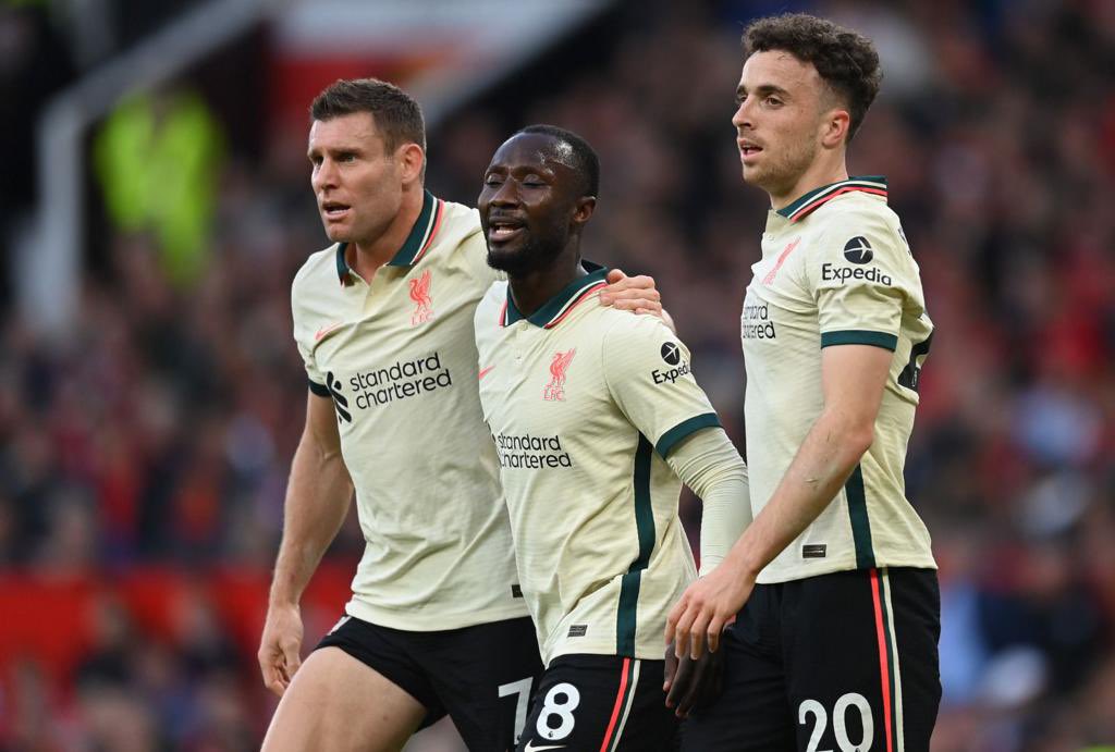JamesMilner's tweet photo. Nice away day, sounded like the travelling fans enjoyed that one 😃 Enjoy the rest of your Sunday reds 🔴 #anothermatchballmo #getwellsoonnabylad #YNWA https://t.co/JZHxEVU8ep