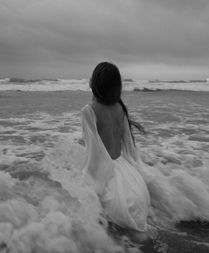 « Quand je ne serai plus qu’un souvenir, je voudrais que vous me sentiez encore auprès de vous »
Clemenceau, Lettres a une amie