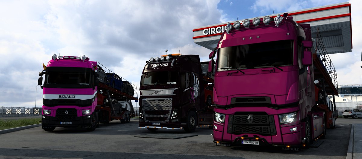 Gorkal1ty's tweet photo. Un convoy en el que Murphy parecía querer ser protagonista desde el principio pero con final feliz. 

Gracias a los acompañantes dentro y fuera de la ruta; ¡Buenas noches #simadictos! https://t.co/dn3IdyGecN