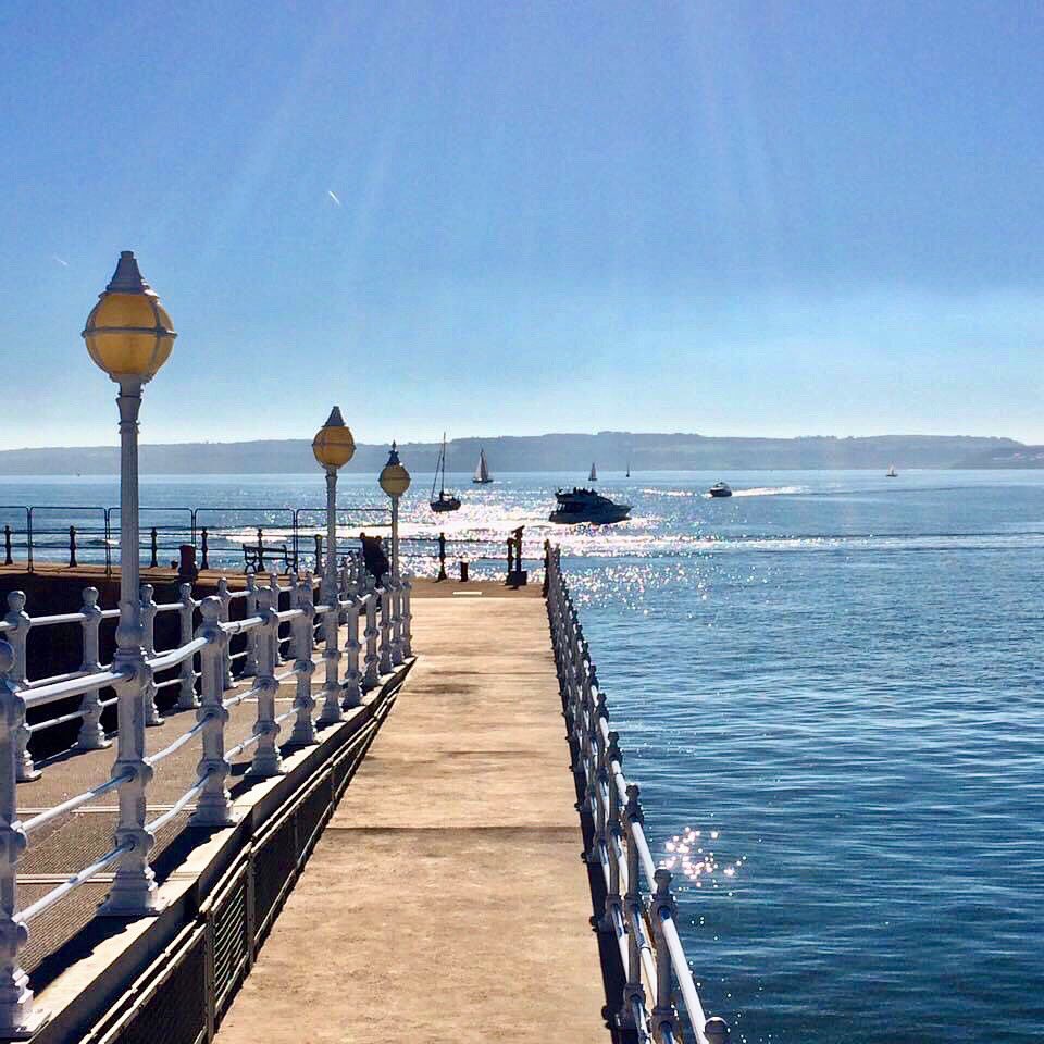 Wishing you all a week of blue skies and sunshine.
Literally and metaphorically 🙂