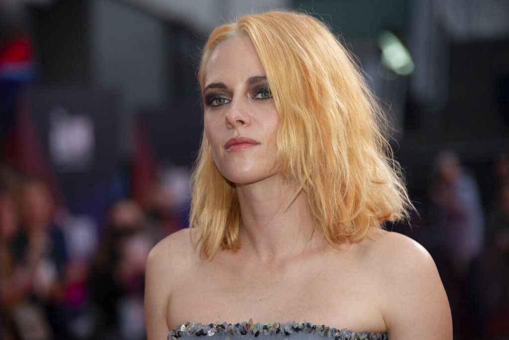 IndieWire's tweet image. Kristen Stewart Thinks She’s Probably Only Made ‘Five Really Good Films’ bit.ly/3Bb6YaX