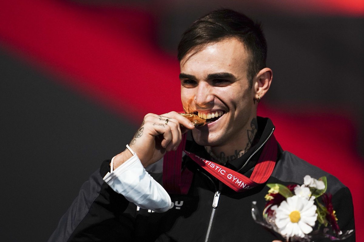 DigitalBridge_'s tweet photo. Il nostro campione, è campione del mondo!
Fieri di te ♥️
 #nicolabartolini #ginnasticaartistica https://t.co/UZL5r55DWS