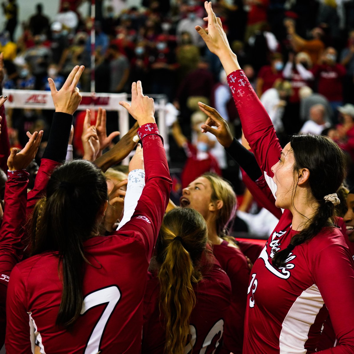 NCAA Women's Volleyball tweet media