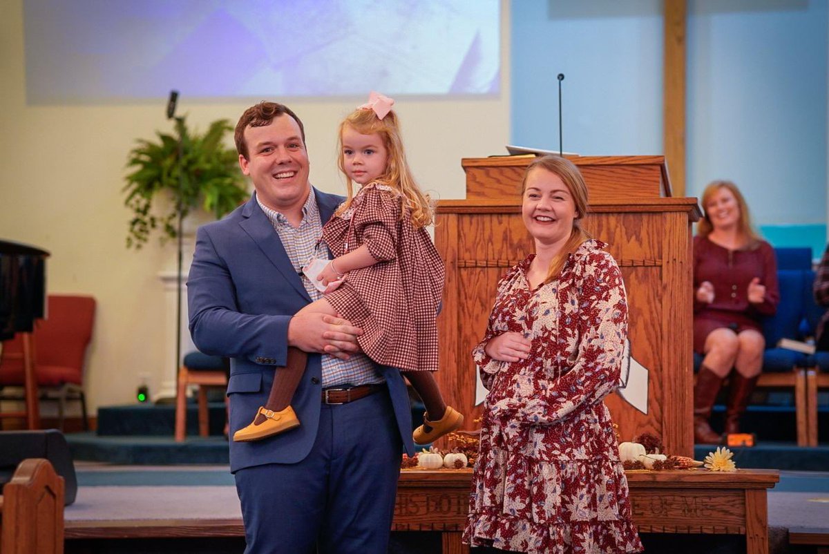 fbcolivehill's tweet photo. Pastor Landon and Lori revealed that they are expecting another child in May. We are beyond excited! 

Congratulations to the Copleys! https://t.co/ylF8lbavP1