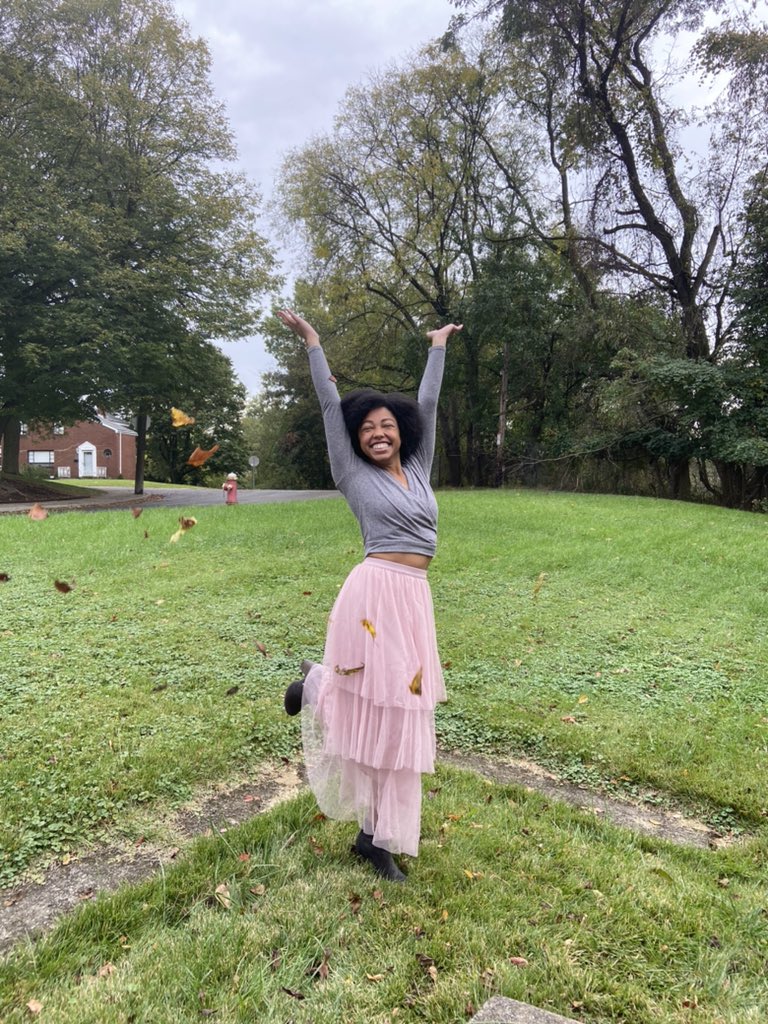 BrieB3's tweet photo. twen•ty•five  
quarter-life crisis here I come!! https://t.co/2XDVUKNen5