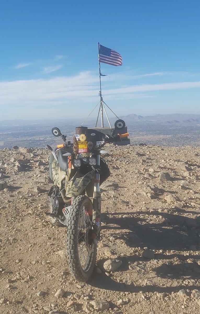 MercadoU77's tweet photo. One important skill I learned while riding is to become part of the suspension. To become almost weightless on that bike. At that moment, the motorcycle dances underneath you. https://t.co/LVmXCQttjd