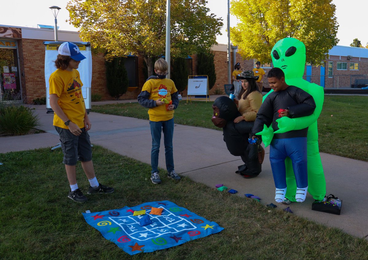 frc2996's tweet image. It’s spooky season! 🎃 Thank you to Jackson Elementary School for letting us run games and showcase our robot Oscar at their Trunk or Treat last Saturday. It was a pleasure to see kids get excited about robotics!

#omgrobots #frc #cssd11 #morethanrobots #cougarsgonewired