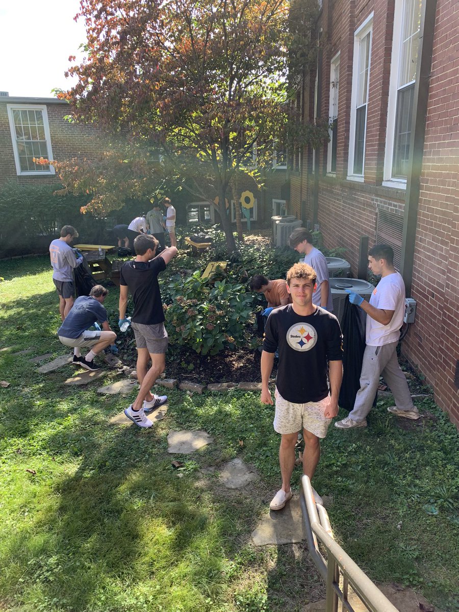 Tracy Marsh tweet media