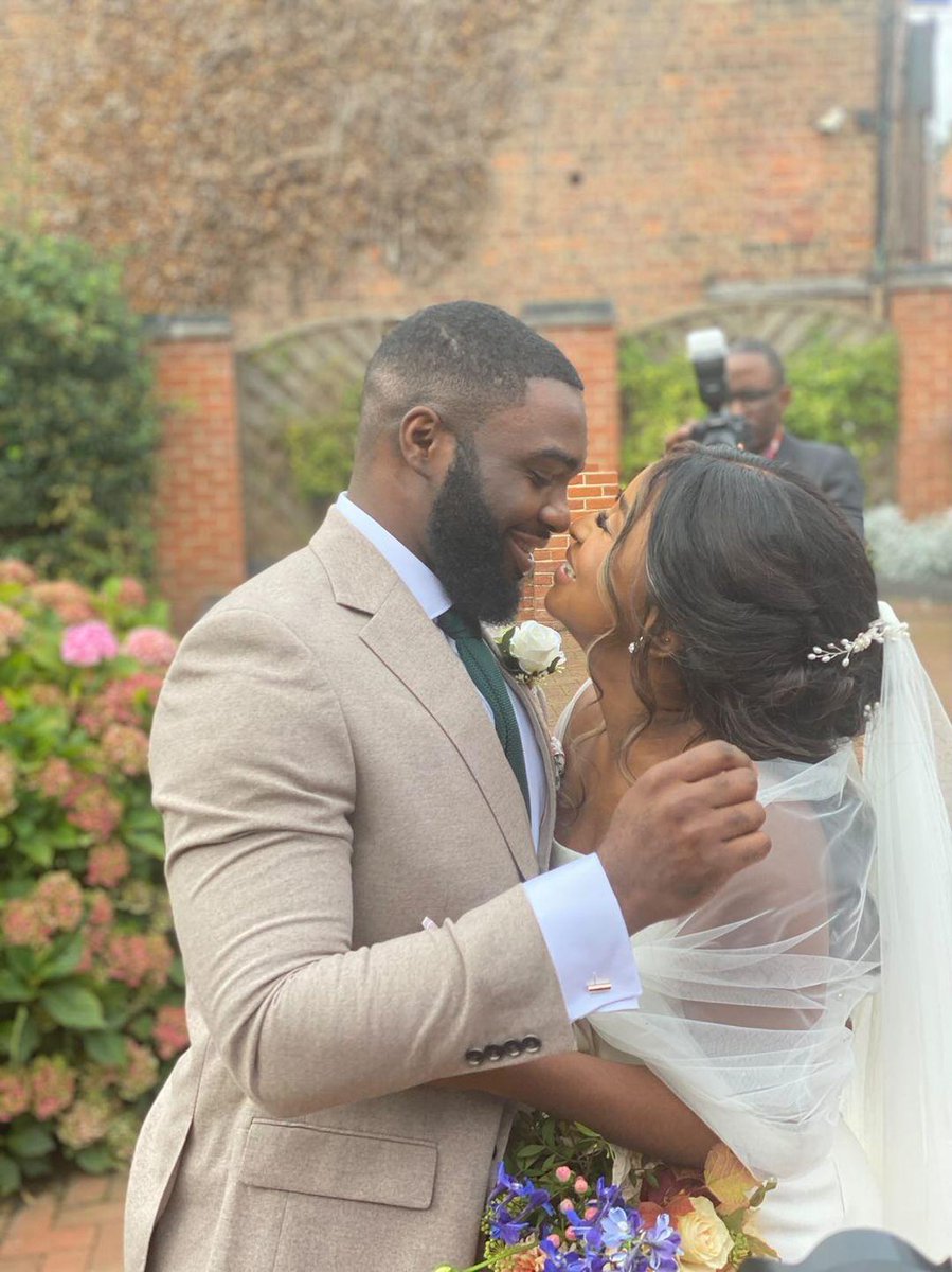 Udfredii's tweet photo. Married the LOML in the Church yesterday, a day I will never forget. I'm so happy to be your husband and yes 🕺🏾 it's finally a wrap 💫🖤. #UdoAmaka21 https://t.co/ZC1fP9g27b