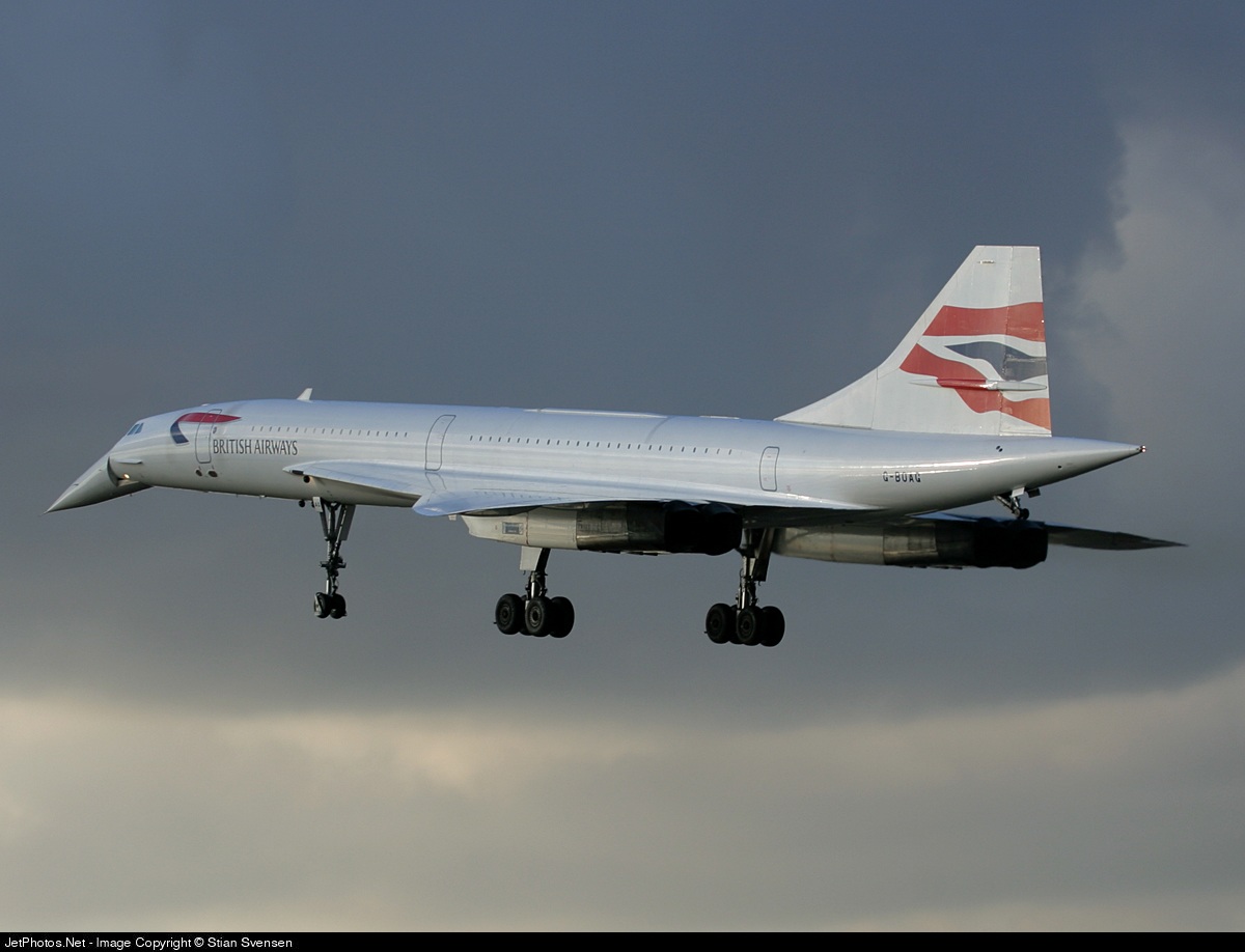 JetPhotos's tweet photo. Today in 2003, Concorde made its final revenue flight. 

See 2500 photos of Concorde from first flight to museum displays at https://t.co/UB3kZVBGGg https://t.co/q9m0sUjZBh