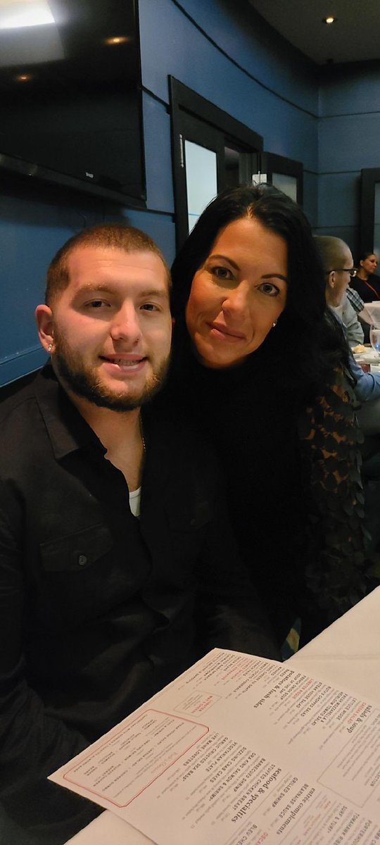 Parents weekend with <a href="/_chasecronce/">Chase Cronce</a> loved every second! Miss you already son❤️😭