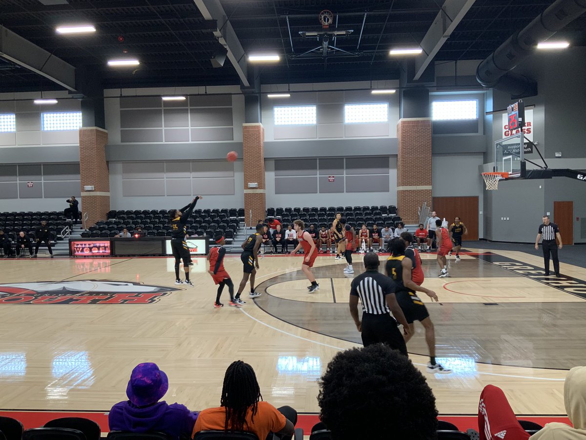 asumsgreyhounds's tweet photo. ASU Mid-South is hosting a closed NCAA Division I scrimmage today between UAPB and Southeast Missouri at The Dog House! #GreyhoundNation #JUCO #highlevelbasketball #DIgood https://t.co/vQTFidAZu0