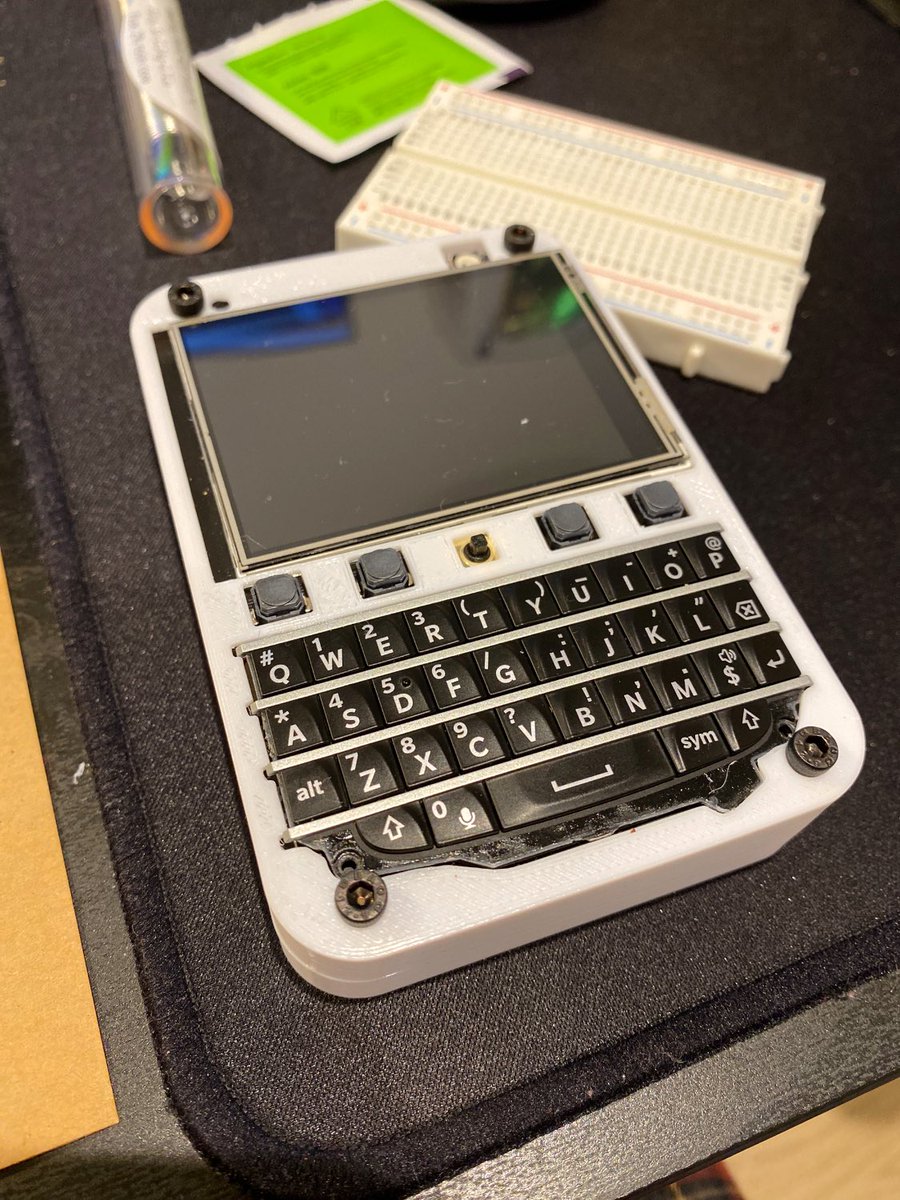 ld_86's tweet photo. Also found quite nice case on Thingiverse for Keyboard wing. Can share if someone is interested. https://t.co/H0oqrhmcf7