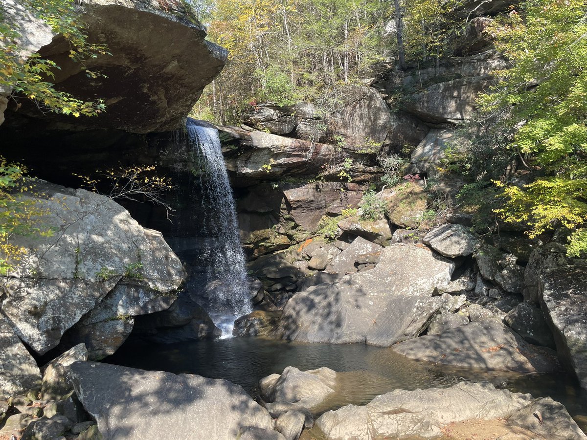 scipats's tweet photo. Eagle Falls Trail was strenuous for our students but the payoff was worth it as Eagle Creek plunges 44 feet onto the rocky Cumberland River shoreline. https://t.co/IA4FVA4prc