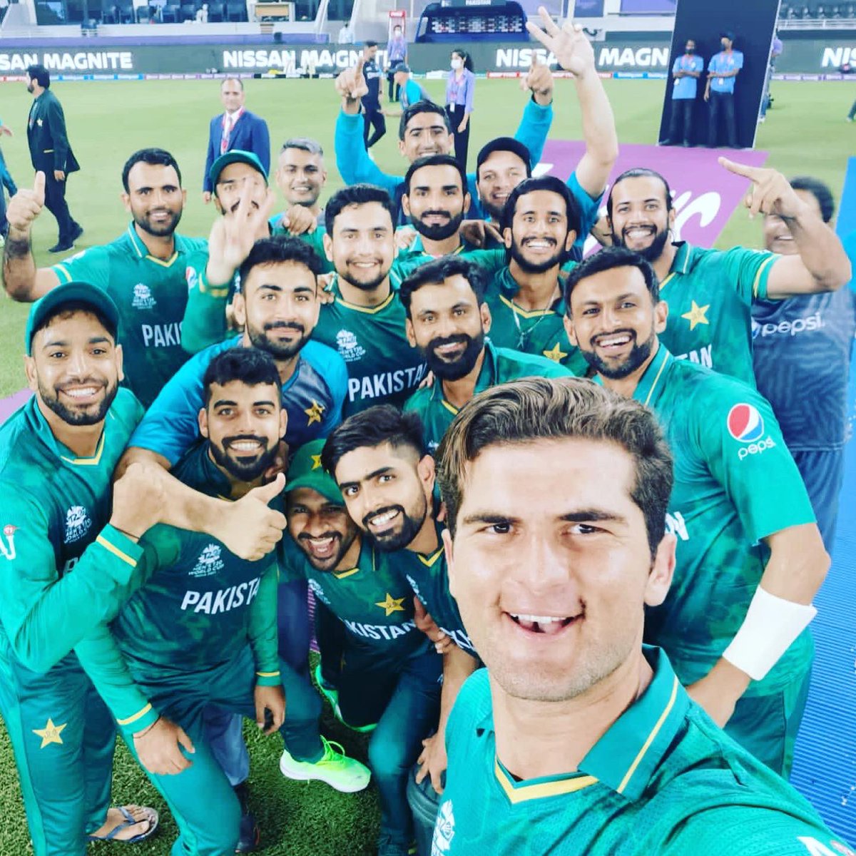 iShaheenAfridi tweet picture