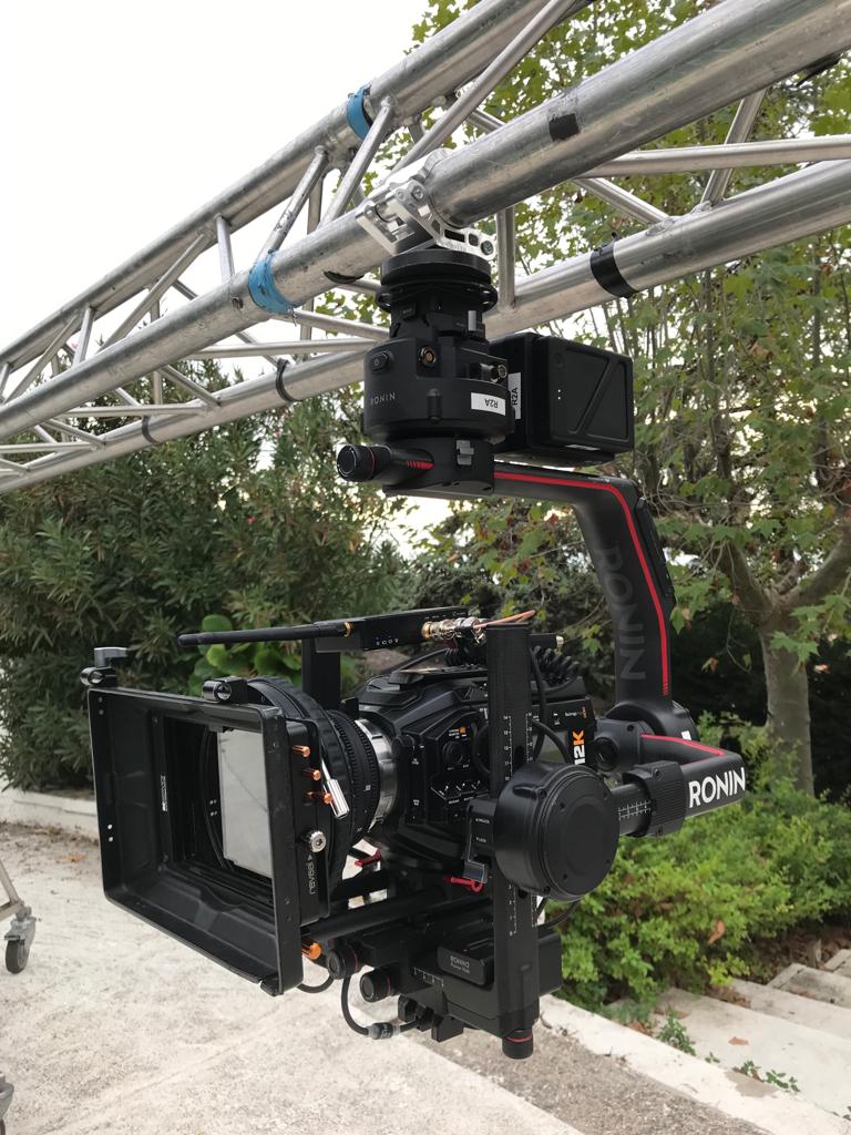 rumbofilms's tweet photo. Nuestra última adquisición: #BlackmagicUrsaMiniPro
En su estreno, rodando un proyectazo, que esperamos mostraros más adelante. https://t.co/fk0MkDa1pN