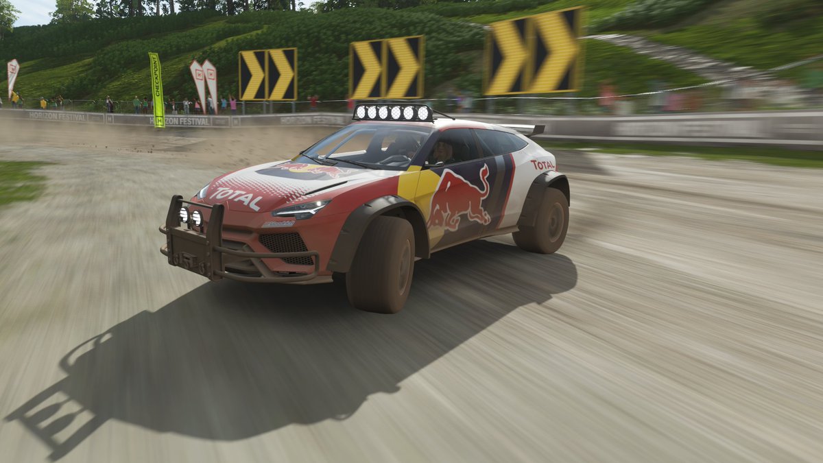 MareInTheMoon20's tweet photo. #ForzaHorizon4 #XboxShare @Lamborghini Here's an interesting idea, a Dakar Rally version of the Urus called the Urus DKR. You guys could even have a Red Bull Dakar team race for you. https://t.co/DjBoosbW3O