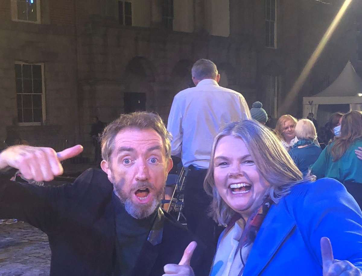 fox_fergal's tweet photo. Congrats to @Naloga on  playing your part in the #FrontlineChoir you played a blinder and did us proud! Fair play to all our HSE colleagues who took part. Great concert and performances from all. Hoping some staff choirs can get back soon. #Sing4HealthyIreland https://t.co/JgldFkiSxQ