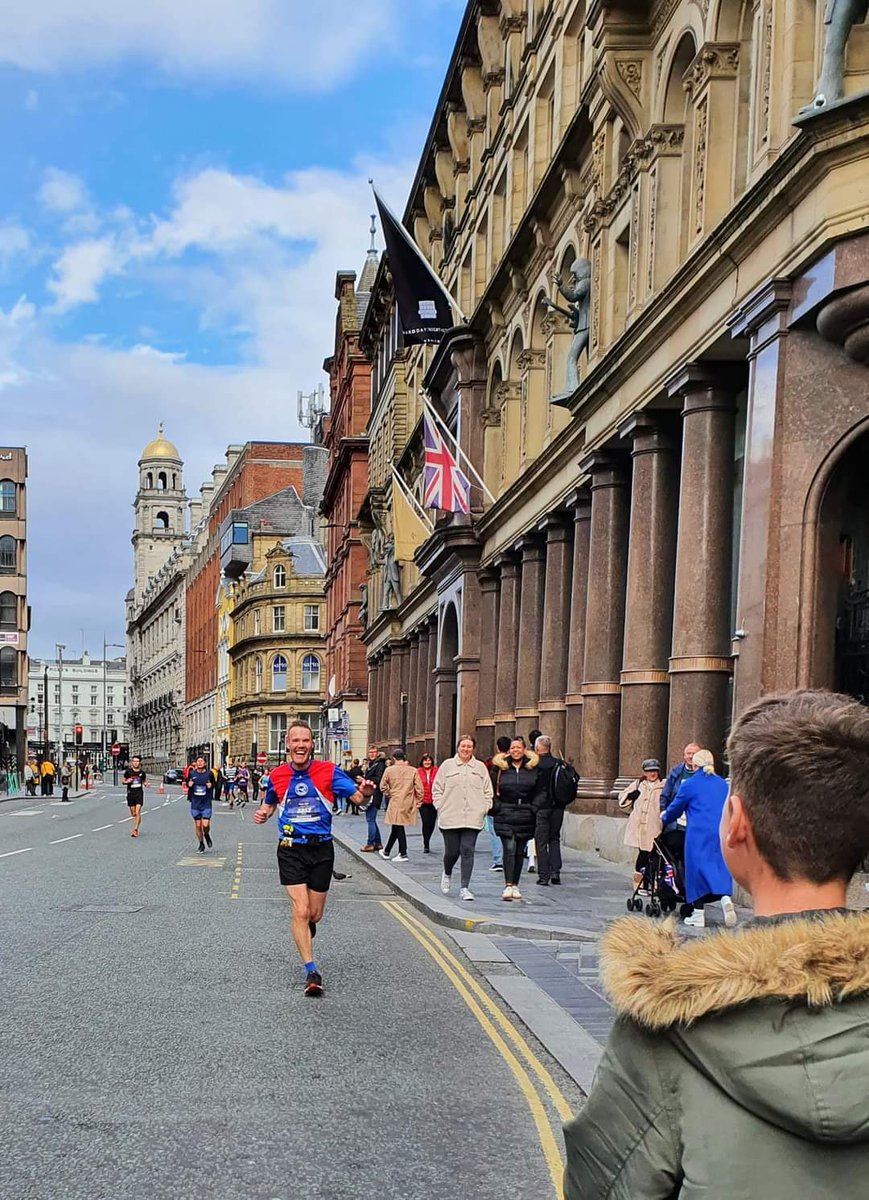 Bakerometer's tweet image. A tale of 2 halves, bang on my planned time at 13k but when cramp sets in early and your strategy changes to walking/jogging for 11 miles all you want to do is cross that finishing line.
Thank you @RnRLiverpool for a fabulous final event 👏 
@UKRunChat 
#RnRLiverpool