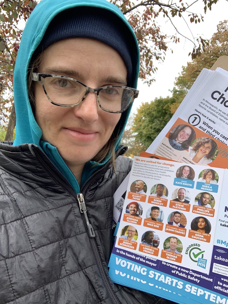 Chilly day doesn’t stop me and my Baby Yoda hoodie from feeling the 🔥✊❤️ knocking for @robin4mpls and @Yes4Minneapolis ! And #DontRankFrey ! #Yes4Minneapolis @TakeActionMN