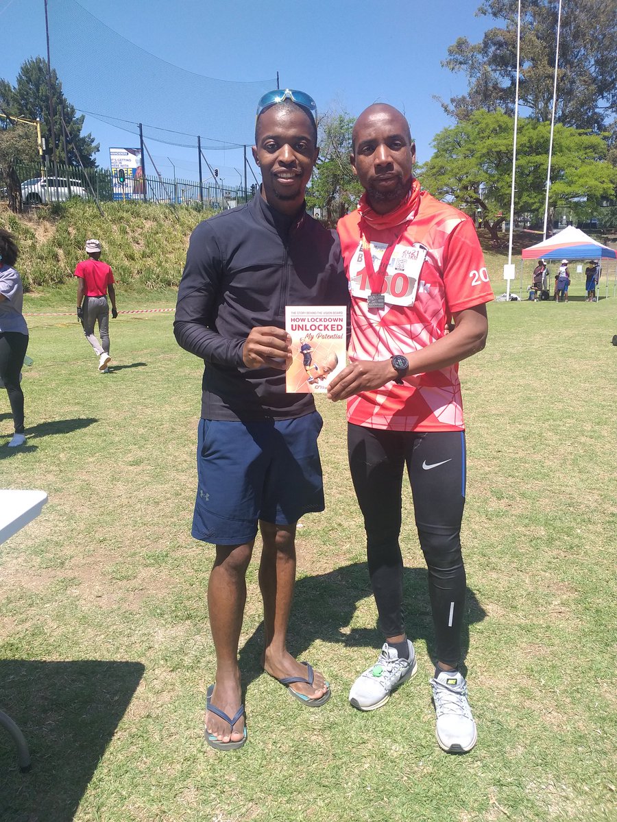 LWR08's tweet photo. Weekend wrap with pictures from yesterday's Crave Run. Everything was well organized. Thanks Crave Run. #CraveRun .
@MarimaSipho 
@BenMaluleke12 
@MmotlanaL 
#RunningWithTumiSole 
#FetchYourBody2021 https://t.co/rc4vy9Sj5E