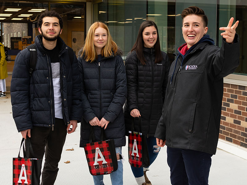 Open House will be taking place Nov. 5 &amp; 25 and registration is now open! If you or someone you know is interested in #AcadiaUniversity, have them register today: bit.ly/3Ed407W

#AcadiaU #AcadiaUOpenHouse #StandUpAndCheer