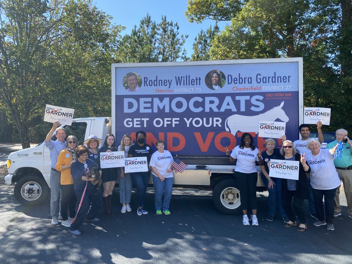 Debra4Delegate's tweet image. Thank you to all who joined us for our parade to the polls this afternoon! ❤️❤️ The first day of Sunday voting in Chesterfield was a SUCCESS.