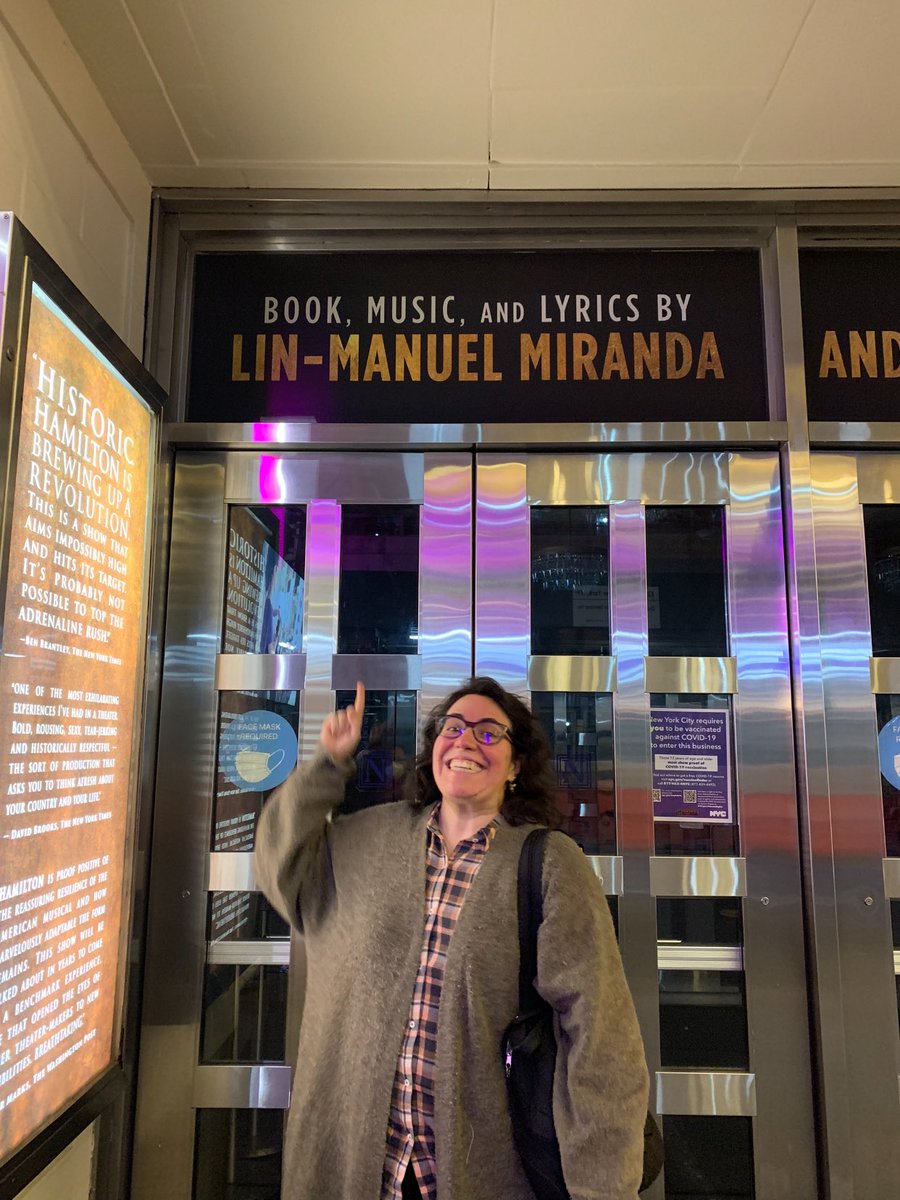 DaniRoMed's tweet photo. ¡Máxima felicidad! My absolute favorite musical ever!!! Hopefully next time I’ll be able to see it 🤷🏻‍♀️😁 ¡Gracias por existir @Lin_Manuel! Luv ya from Albie to anything you do 🙏🏻❤️ https://t.co/WZJzHNcR0p