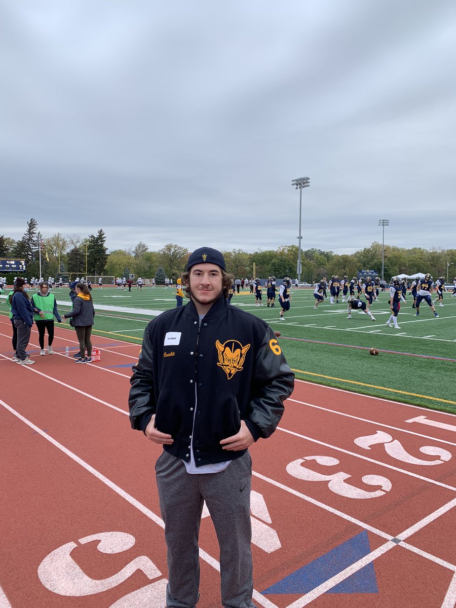 I would like to give a big thank you to <a href="/ChadMartinovich/">Chad Martinovich</a> and the rest of his coaching staff for yesterday’s game day visit! #CLIMB <a href="/IamcoacHHeav/">Jason Henshaw</a> <a href="/CoachRMoore34/">Coach Randi Moore</a>