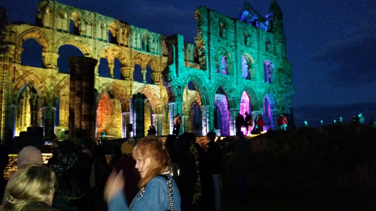 DrEddieBradley's tweet photo. Really nice visit Whitby be for the illuminated Abbey show. #itscoming #itsnear #itshere #lights #Whitby #whitbyabbey https://t.co/Bzrk70YGCn