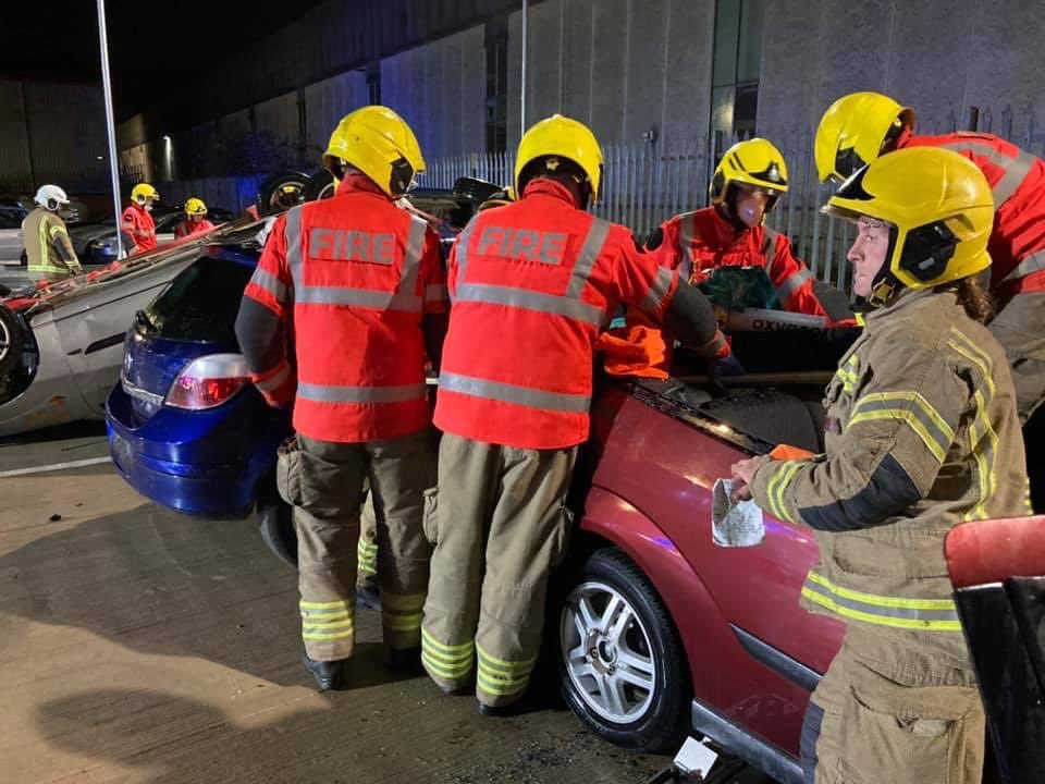 smokie13's tweet photo. Level 1 exercise with Red watch and RDS @HWFireWFhub. Challenging scenario for crews to deal with. Excellent effort shown by all with crews preforming to a high operational standard. @HWFireJLaight @HWFire https://t.co/Ed2PRzKj2M