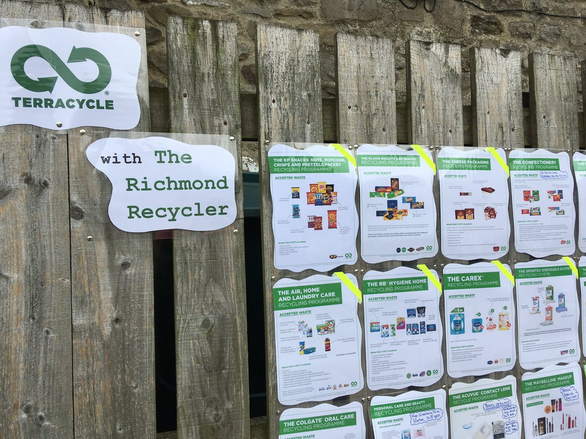 Our good Earth day in the #community #garden -delicious, fresh apple juice, and lots of carbon reducing advice!
