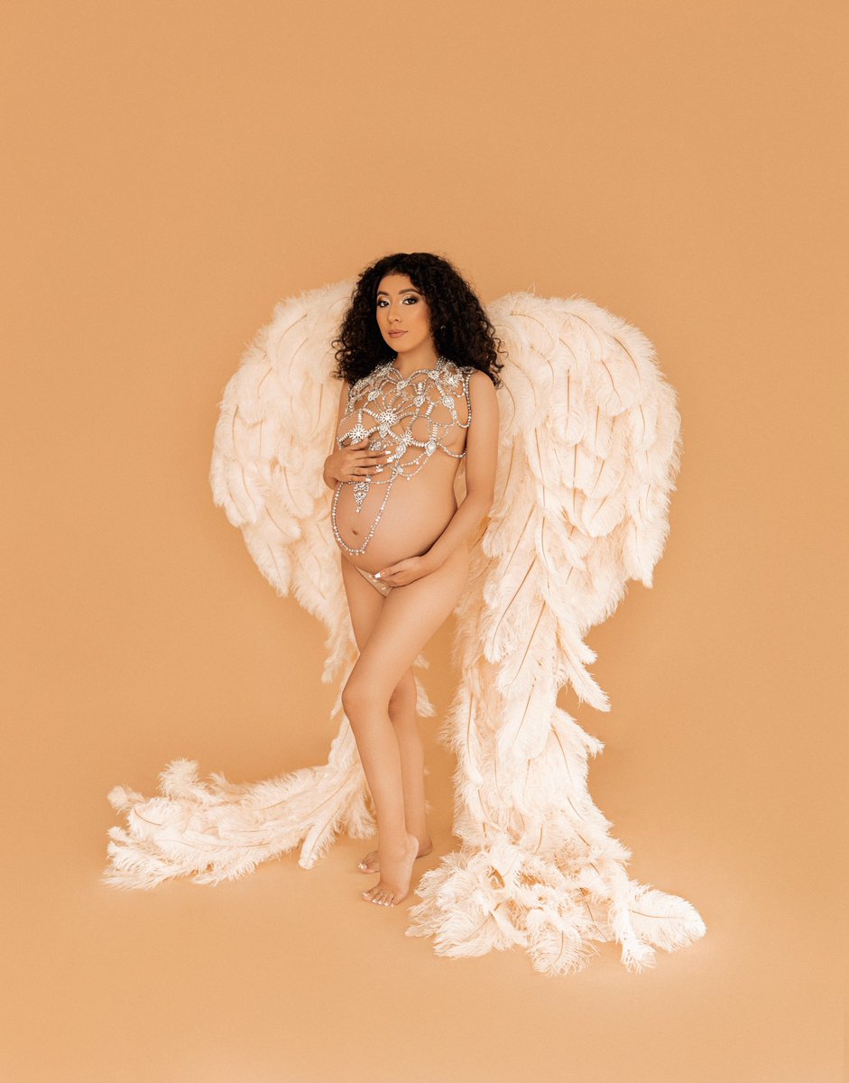 m__michelleee's tweet photo. On my 3rd baby, and finally getting my girl✨ https://t.co/N1P9NWAL4A