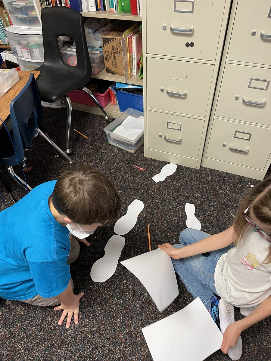 MsJacksonAME's tweet photo. This sure is a big feet for a 2nd grader! That’s what my kids said lol https://t.co/6j6tLkLbKC