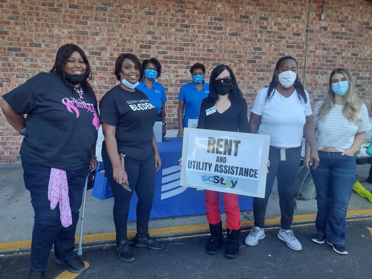 H_Sanders2019's tweet photo. Thank you Denmark's Citizen Association for hosting #SCStayPlus so that your community has access to this critical assistance! And shout out to my coworker Morgan Godt for helping smash through those applications!! Denmark showed up in numbers today!
#HelpIsHere https://t.co/aowFVFWAyF